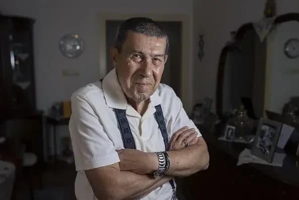 Türk tiyatrosunun usta ismi Zihni Göktay 80 yaşında hayatını kaybetti