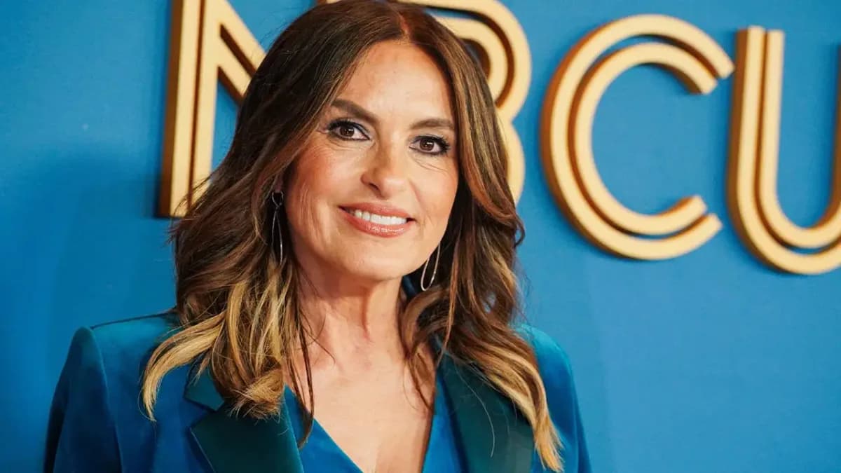 mariska hargitay emmy odulleri sunucusu