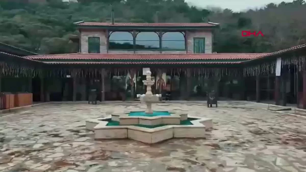 Emine Erdoğan, Dernek ve Vakıf Temsilcileriyle İftarda Bir Araya Geldi