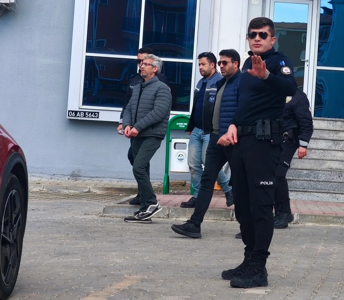 Kardeşinin Katilini Sokak Ortasında Vurarak Öldüren Zanlı Tutuklandı