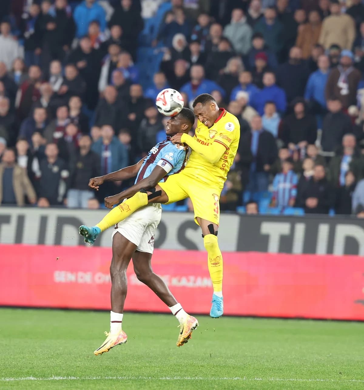 Trabzonspor’un Galibiyet Hasreti 4 Maça Çıktı: Göztepe Beraberliği Üzdü