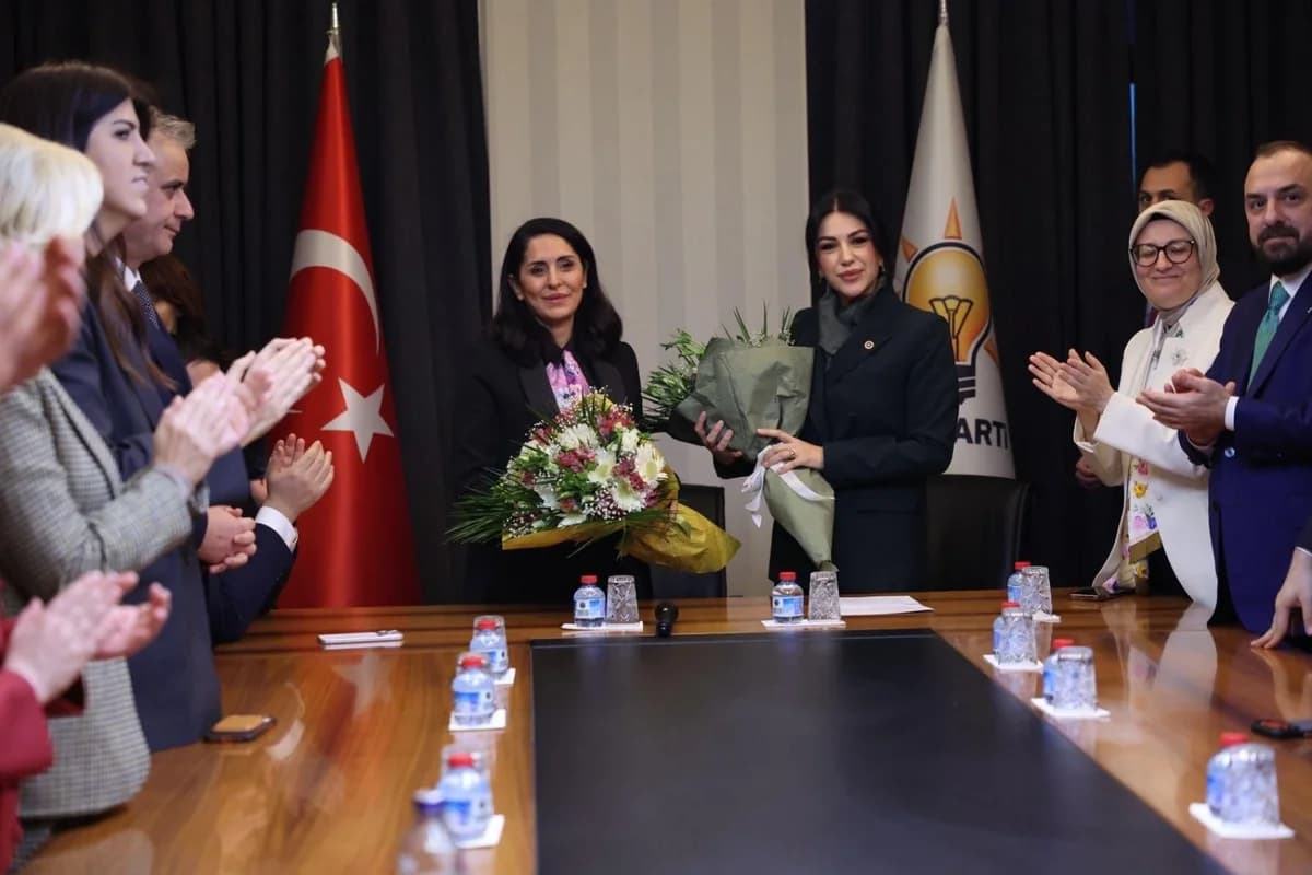Nilhan Ayan, AK Parti Genel Başkan Yardımcılığı Görevini Devraldı