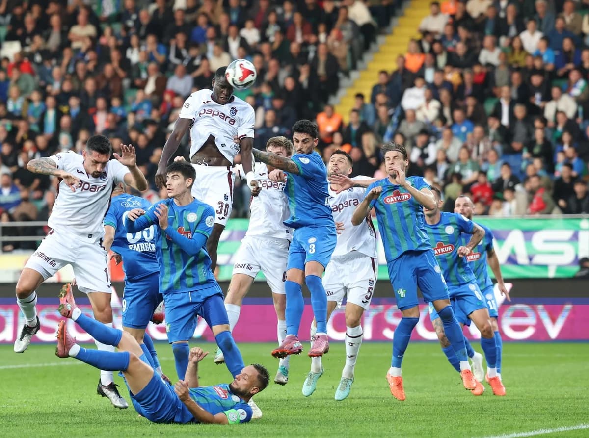 Trabzonspor ve Çaykur Rizespor Arasında 48. Randevu