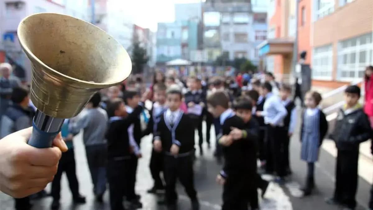 Yaklaşık 18 milyon öğrenci ve 1,2 milyon öğretmen için tatil bitiyor