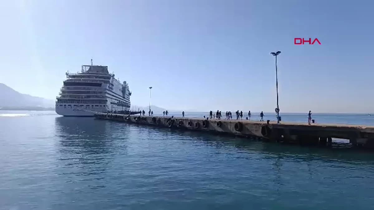Alanya, Alman Turistleri Ağırladı: AIDAstella Kruvaziyeri Limanda