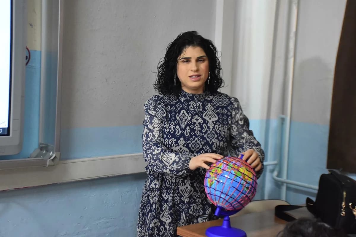 Görme Engelli Öğretmenden ‘Dünya Parmaklarının Ucunda’ Projesi İle Eğitime Eşit Fırsatlar