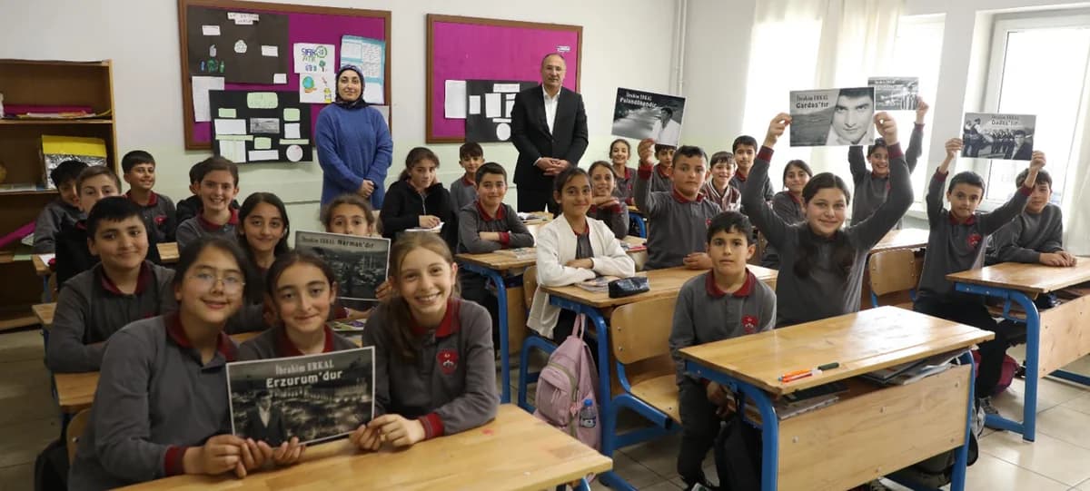 İbrahim Erkal’dan ‘Canısı’lı Vefa: Öğrencilerden Duygusal Anma