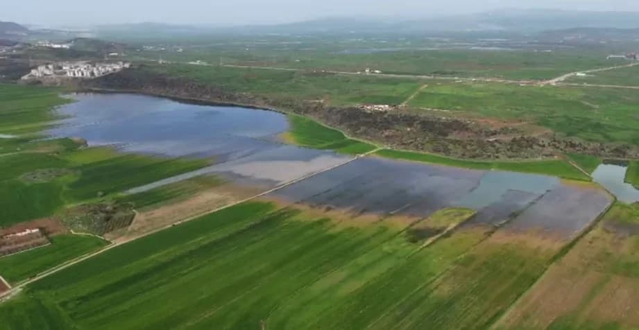 Gaziantep’te Su Baskınları: Ekili Tarım Arazilerinde Tahliye Çalışmaları Devam Ediyor