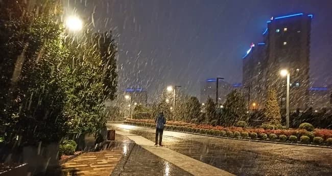 İstanbulda beklenen kar yağışı etkisini göstermeye başladı