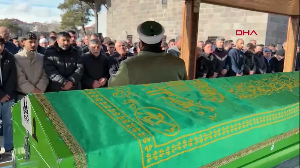 Erzurum’da Alkollü Sürücünün Çarptığı Alperen Hayatını Kaybetti