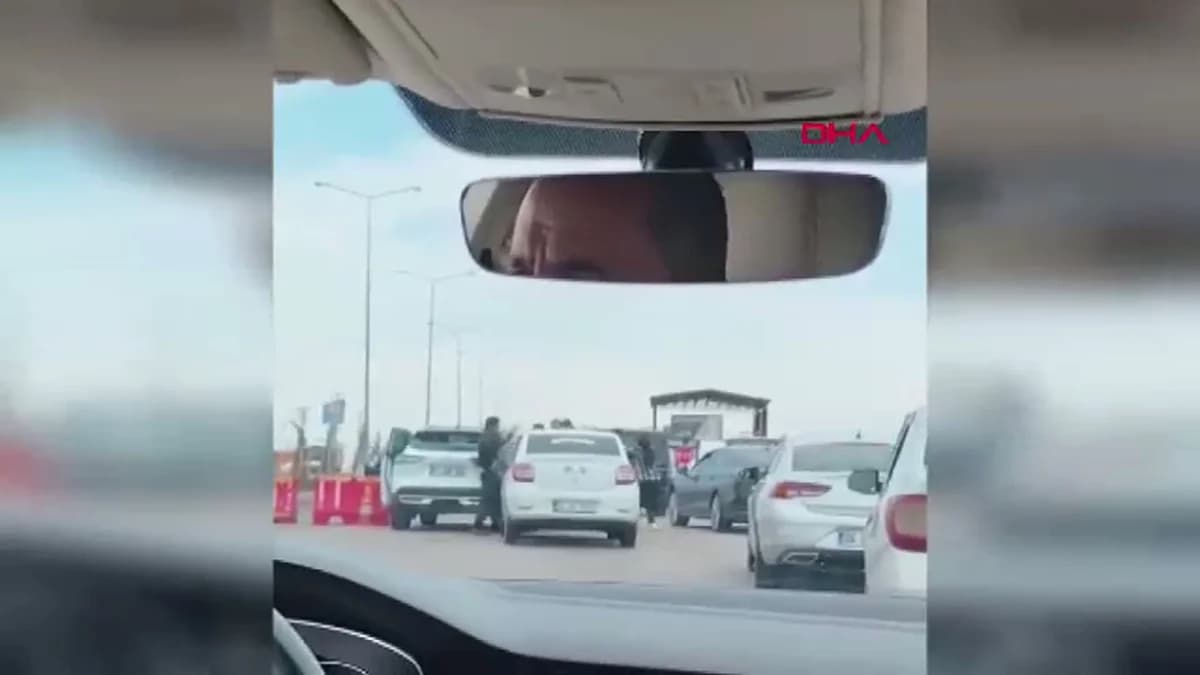 Diyarbakır’da Yol Verme Tartışması Sonrası Kavga Kameralara Yansıdı