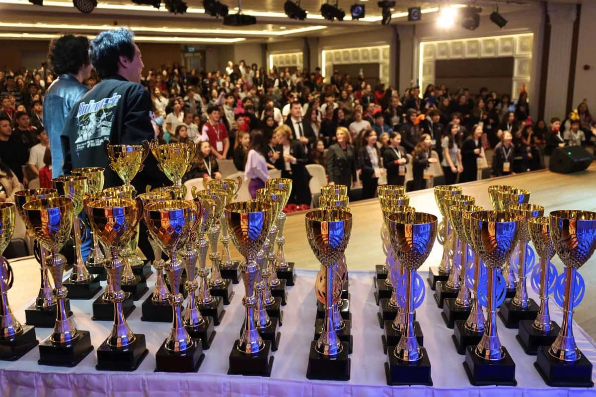 Dünya Scholar’s Cup 2026, Bilfen Okulları’nda Büyüleyici Bir Etkinlikte Gerçekleşti
