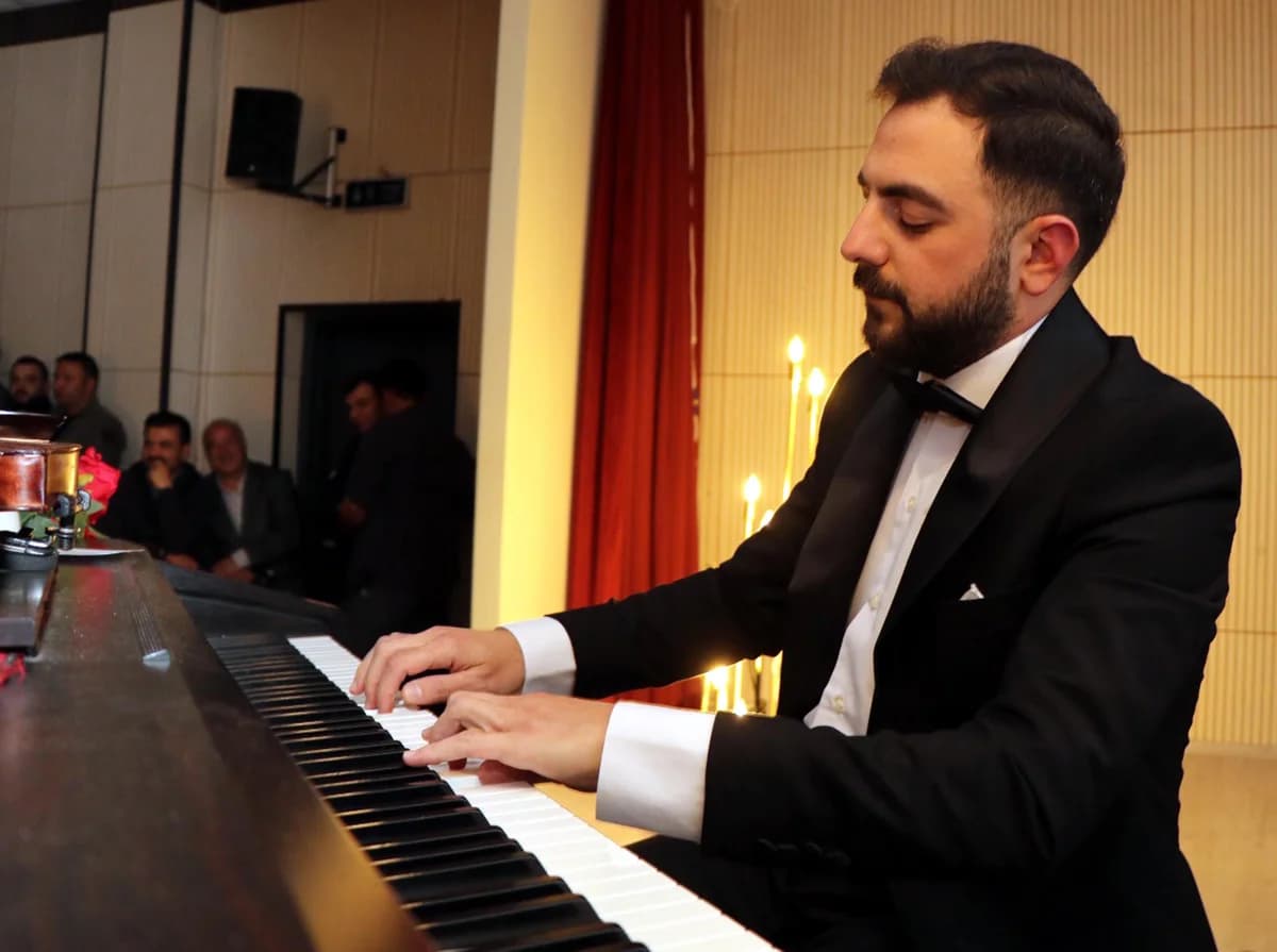 Oltu’da Tarihi Piyano Resitali: Kenan Yıldız’dan Unutulmaz Bir Müzik Ziyafeti