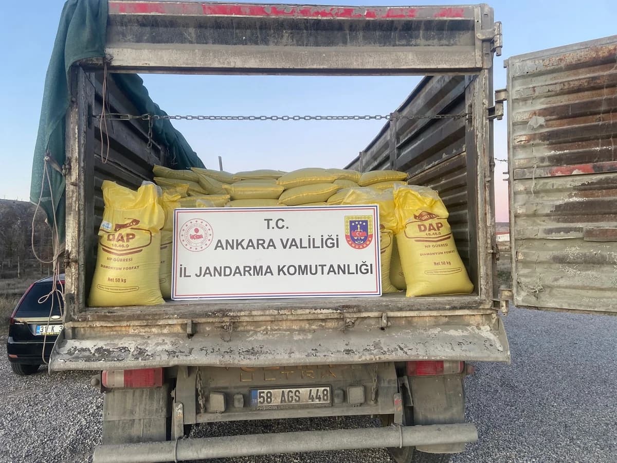 Ankara’da 30 Ton Sahte Gübre Operasyonu: 3 Gözaltı