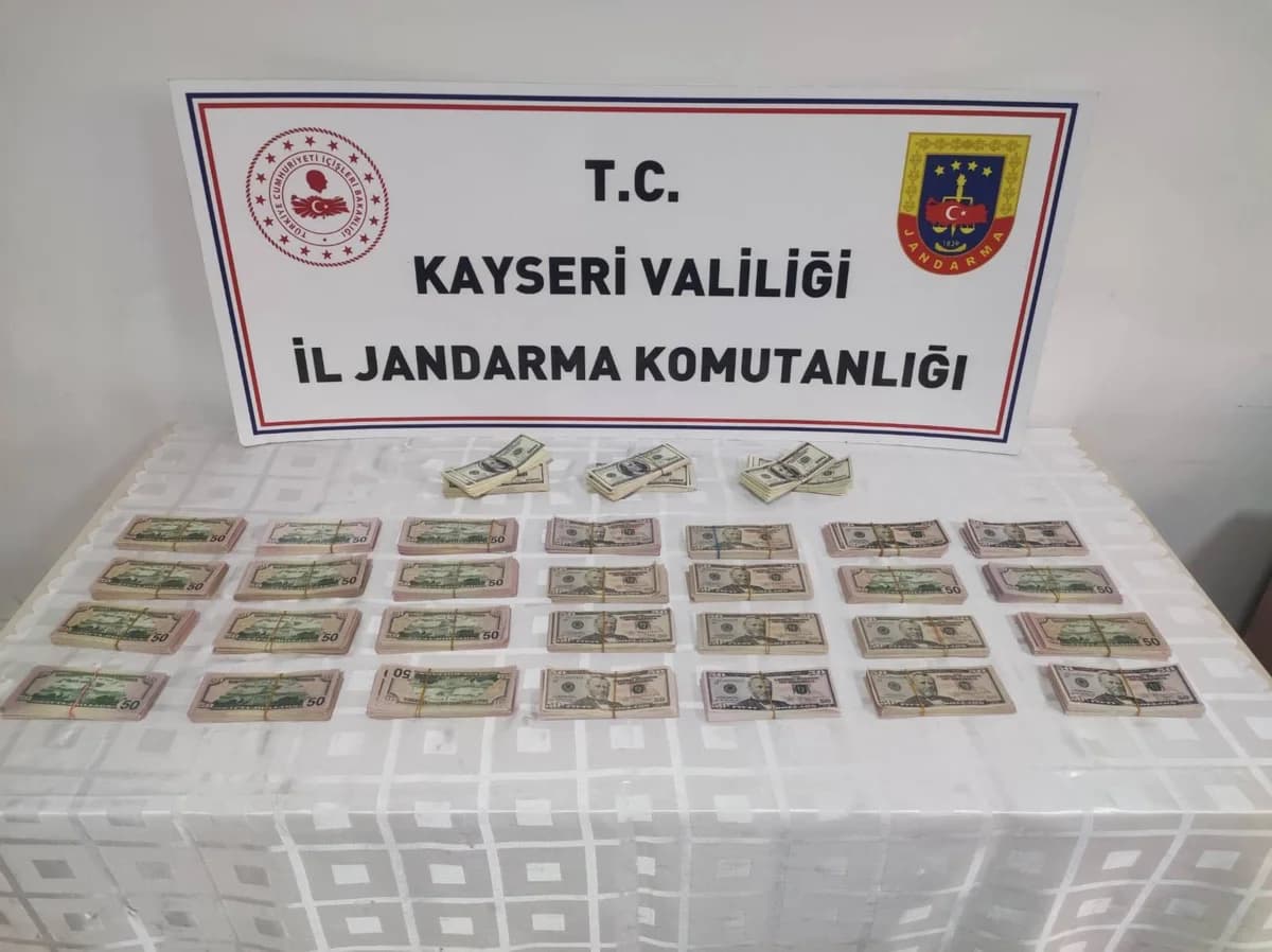 Kayseri’de Yakalanan Sahte Dolar Operasyonu