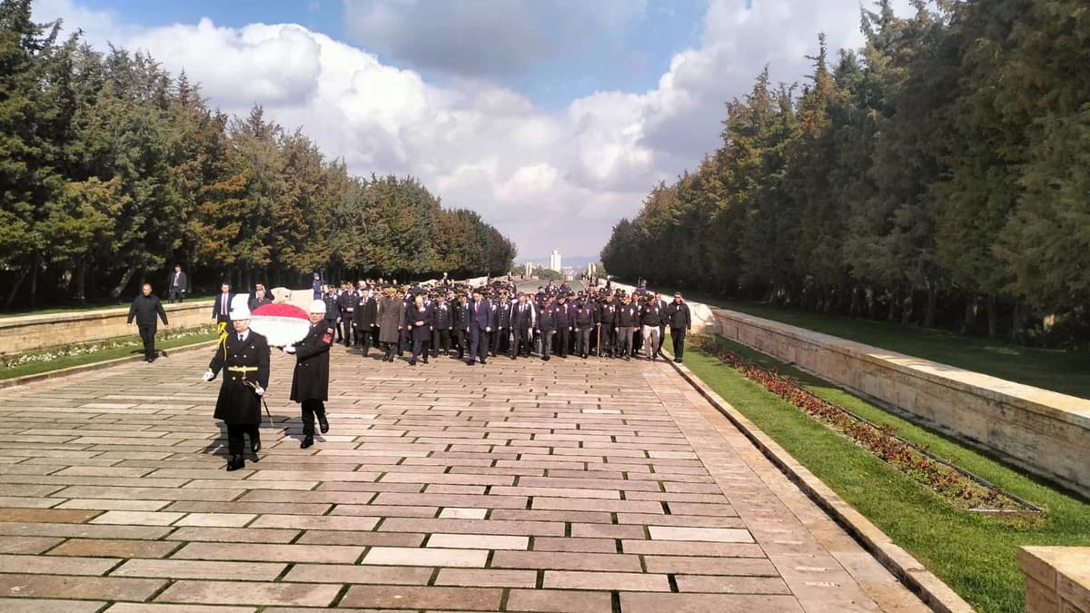 Emniyet Teşkilatı’nın 181. Yıl Dönümünde Anıtkabir Ziyareti