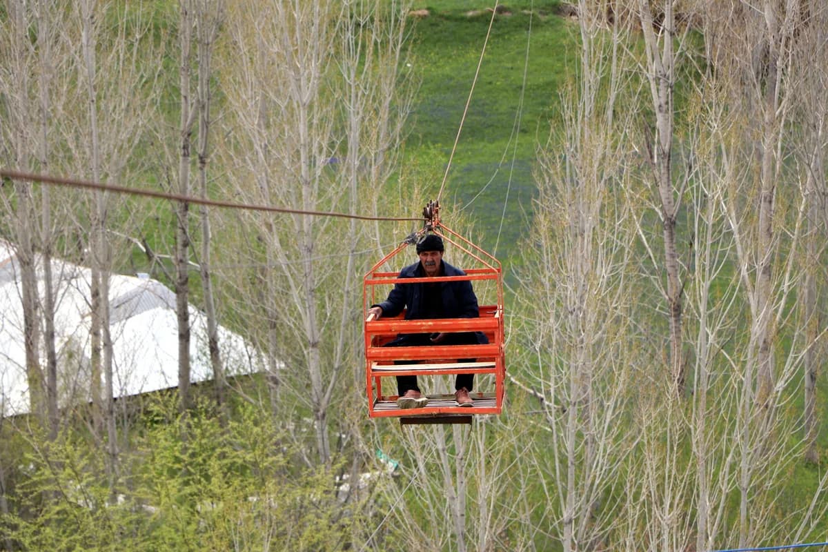 Van’da Teleferik Devrimi: 40 Dakikalık Yol 40 Saniyeye İnİyor!