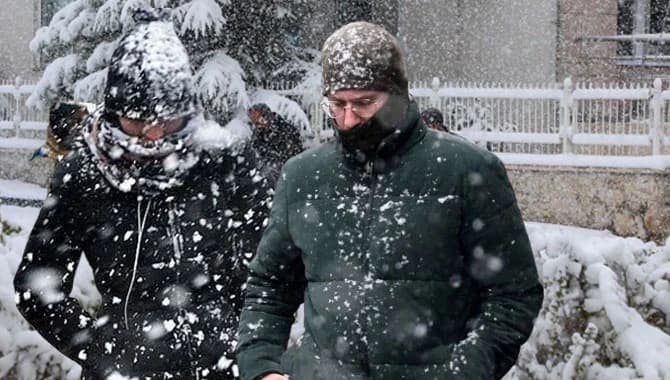 Yurt genelinde dondurucu hafta: Birçok ilde kar ve fırtına bekleniyor