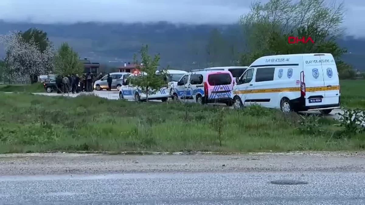 Bolu’da Kanlı Randevu: İki Genç Sokak Ortasında Silahlı Saldırıya Uğradı!