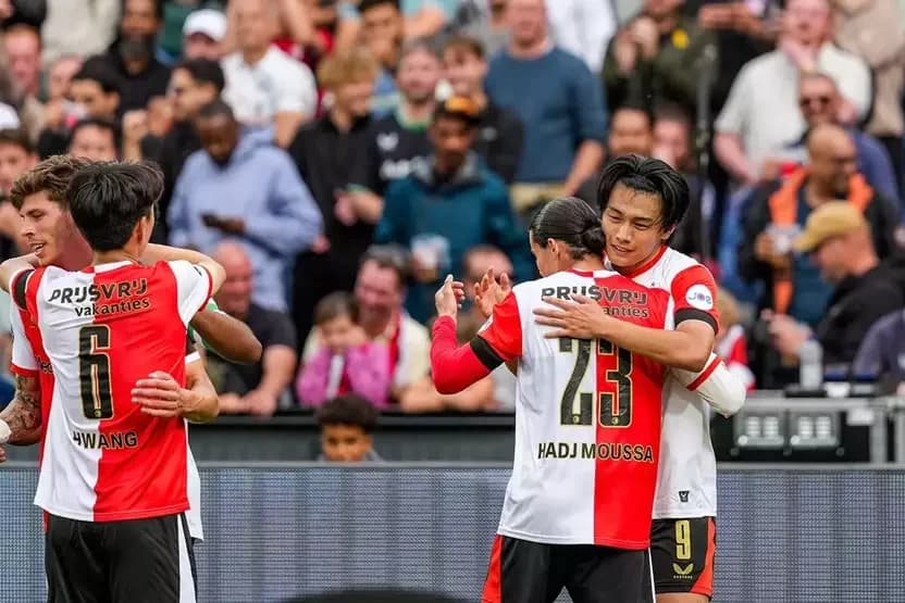 Feyenoord, Fenerbahçe maçı öncesi Wolfsburg’u 4-0 mağlup etti