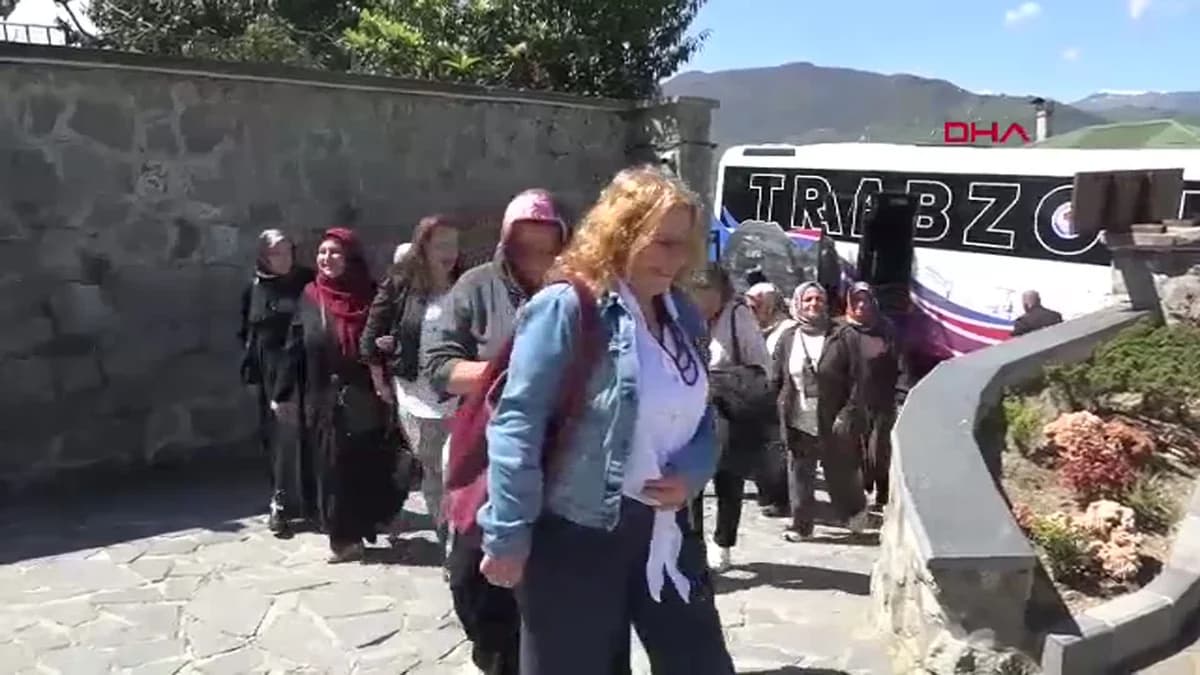 Trabzon’da Otizmli Çocuk Anneleri İçin Umut Köprüsü: Dayanışma Moralleri Yükseltiyor