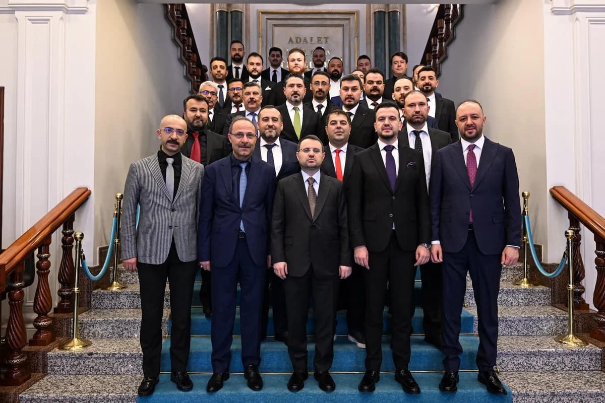 Bakan Gürlek, Nevşehirli İş İnsanlarıyla İstihdam Üzerine Görüştü