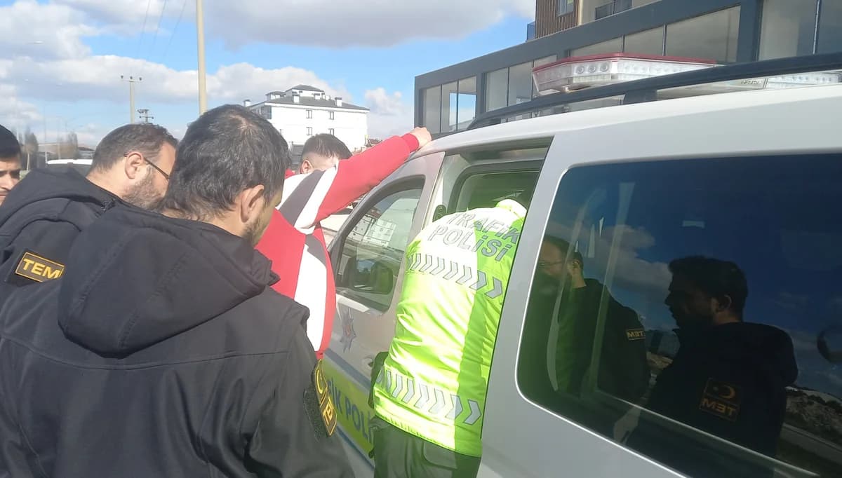 Yine Alkollü Araç Kullanırken Yakalandı: Ehliyeti Daha Önce Alındı