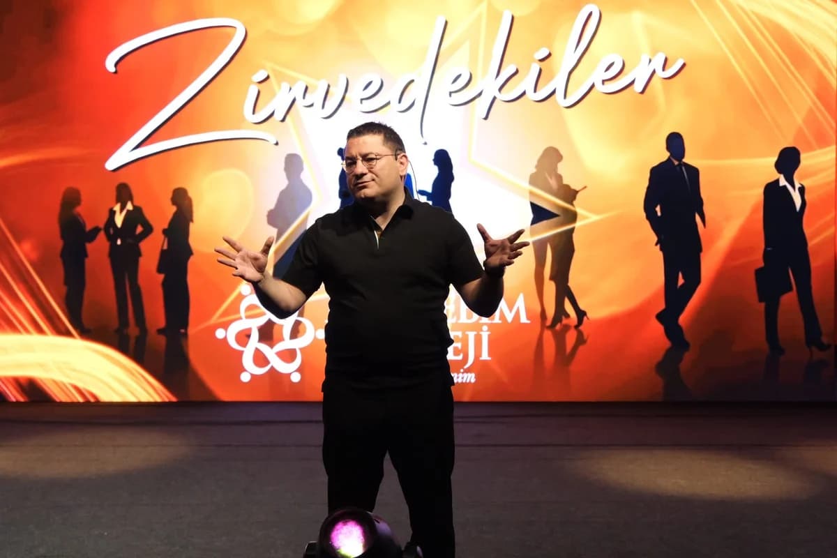 Mektebim Koleji’nde 20 Bin Öğrencinin Girişimcilik Projeleri Ödüllendirildi: ‘Zirvedekiler’ Buluşması