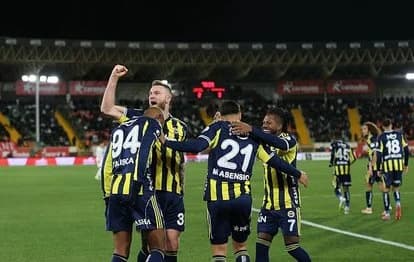 Fenerbahçe UEFA Avrupa Ligi’nde Aston Villa’yı konuk ediyor