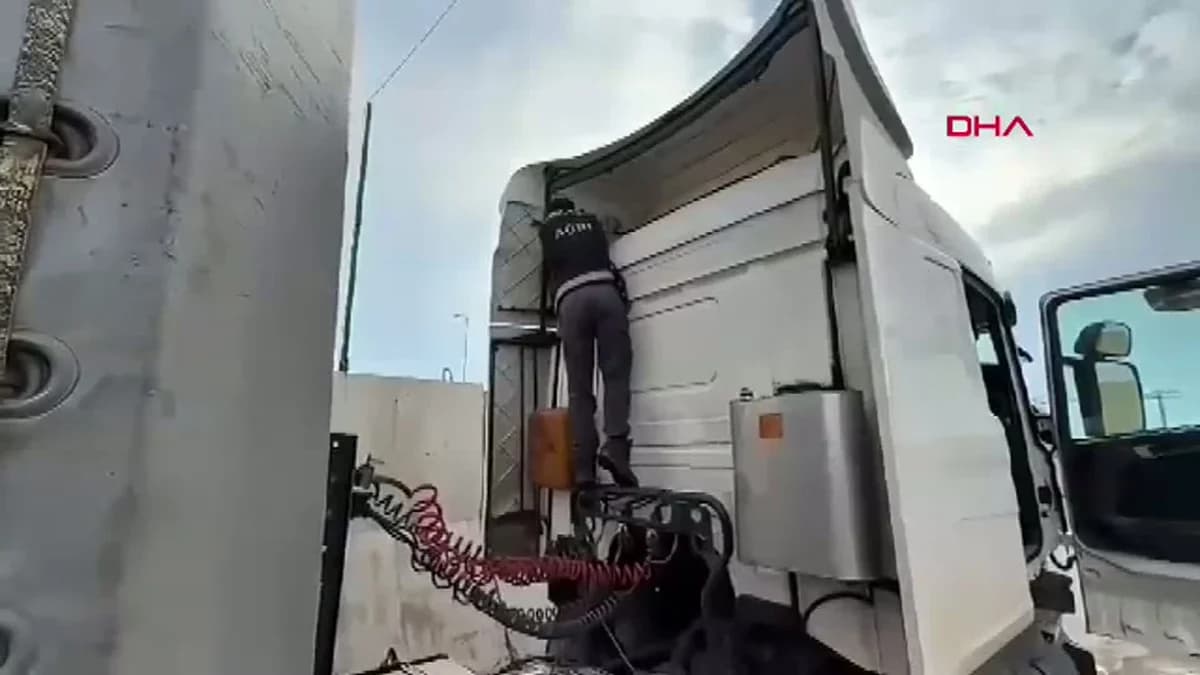 Ağrı’da Mutfak Tüpünde 8,3 Kilo Metamfetamin Yakalandı