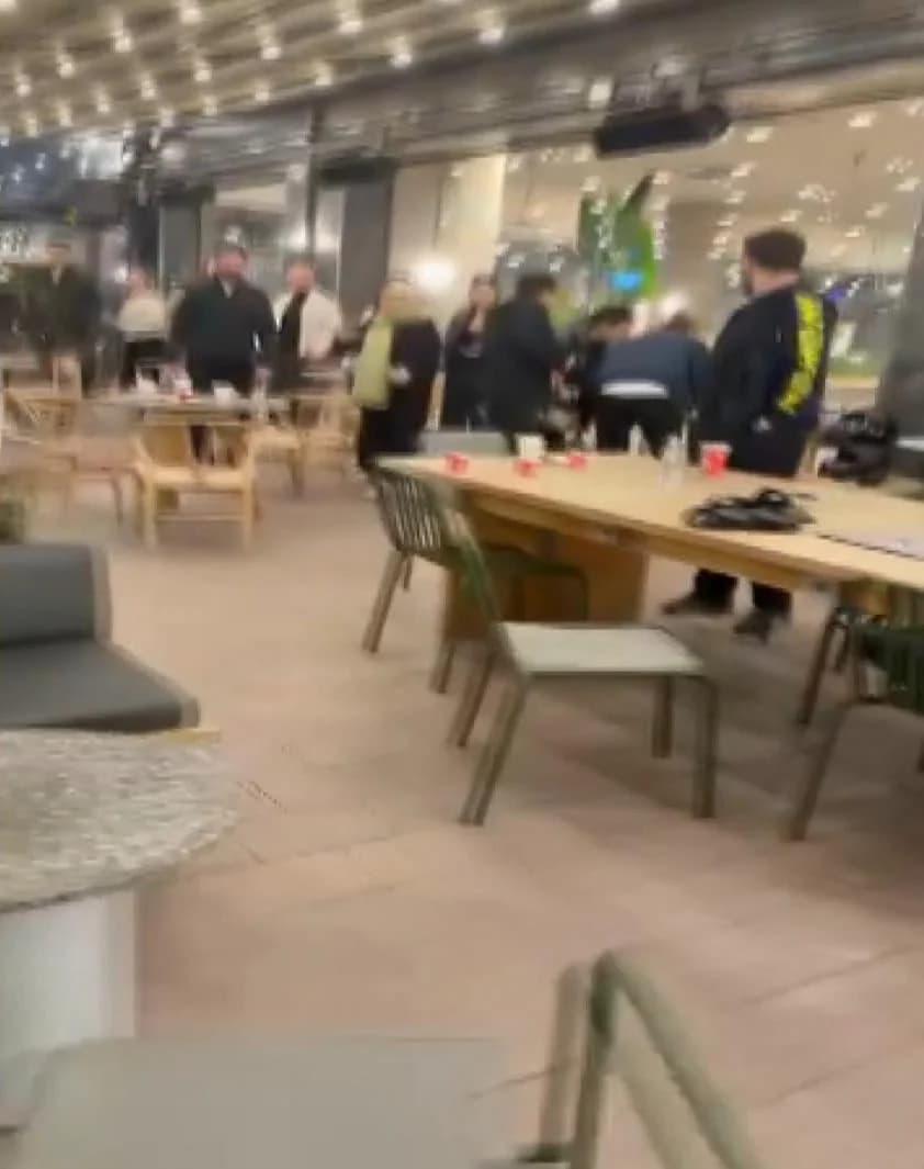Başakşehir’de Kafede Silahlı Saldırı: 1 Kişi Yaralı