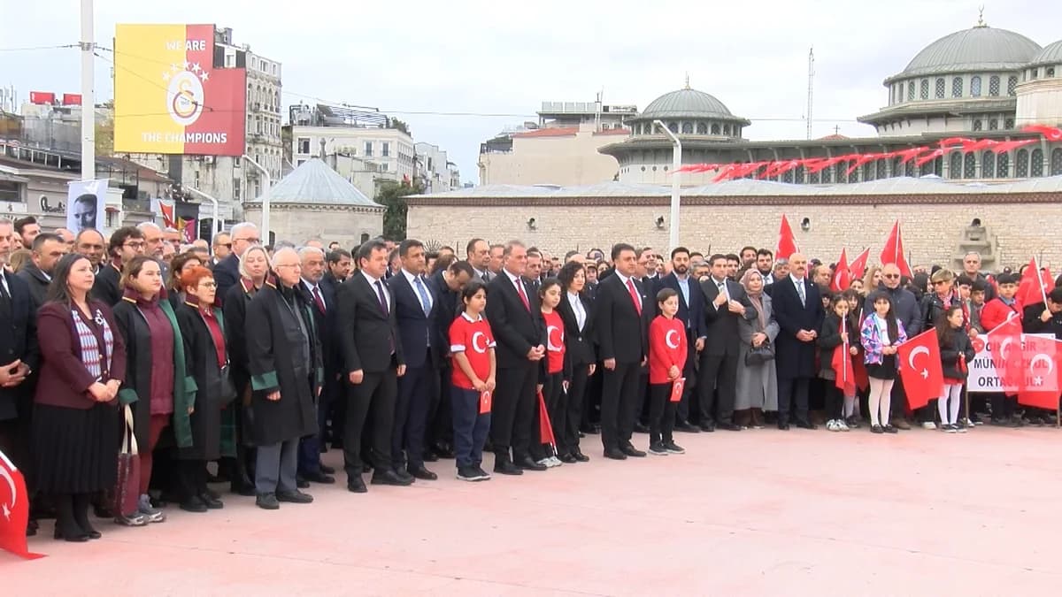 Taksim Cumhuriyet Anıtı’nda 23 Nisan Coşkusu: Egemenlik ve Çocuk Bayramı Kutlandı