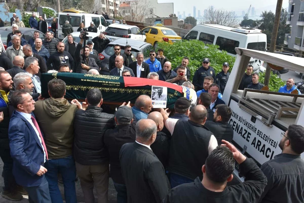 İzmir’de Taksici Cinayetine Konvoylu Protesto