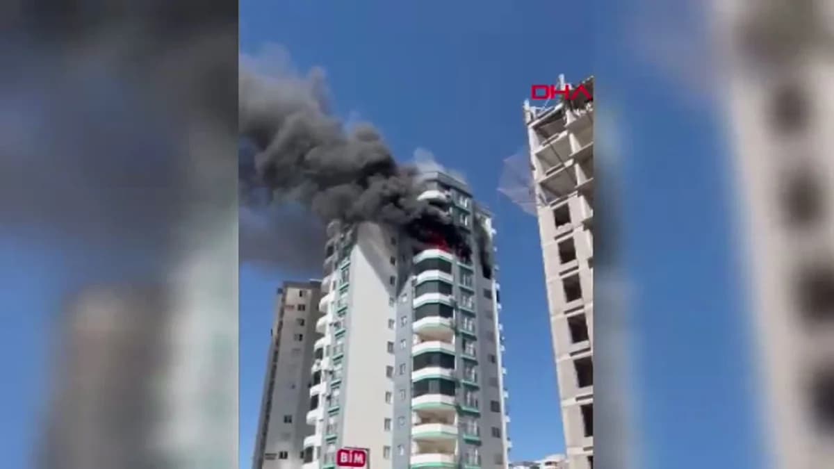 Adana’da Yangında Mahsur Kalan Baba ve Bebeği İnşaat İşçisi Kurtardı