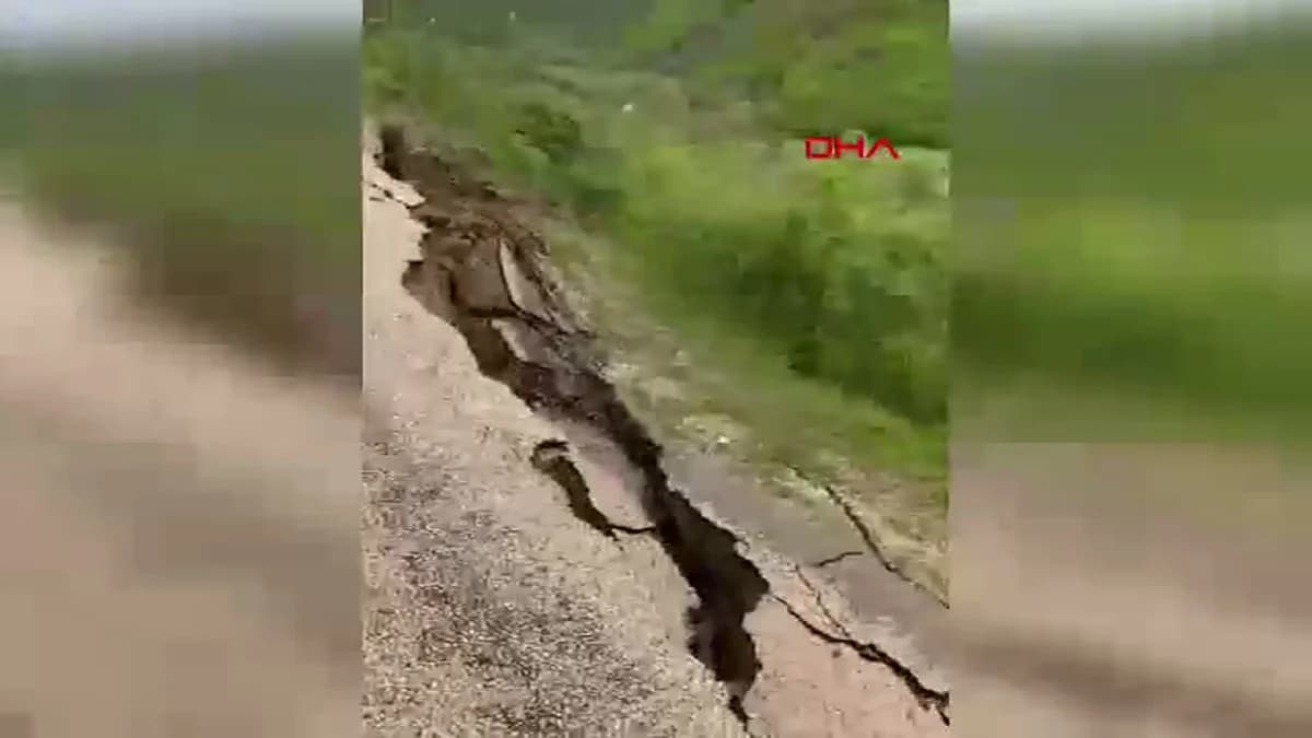 Tokat’ta Selle Yol Yamuldu: Köye Ulaşım Tehlikeye Girdi