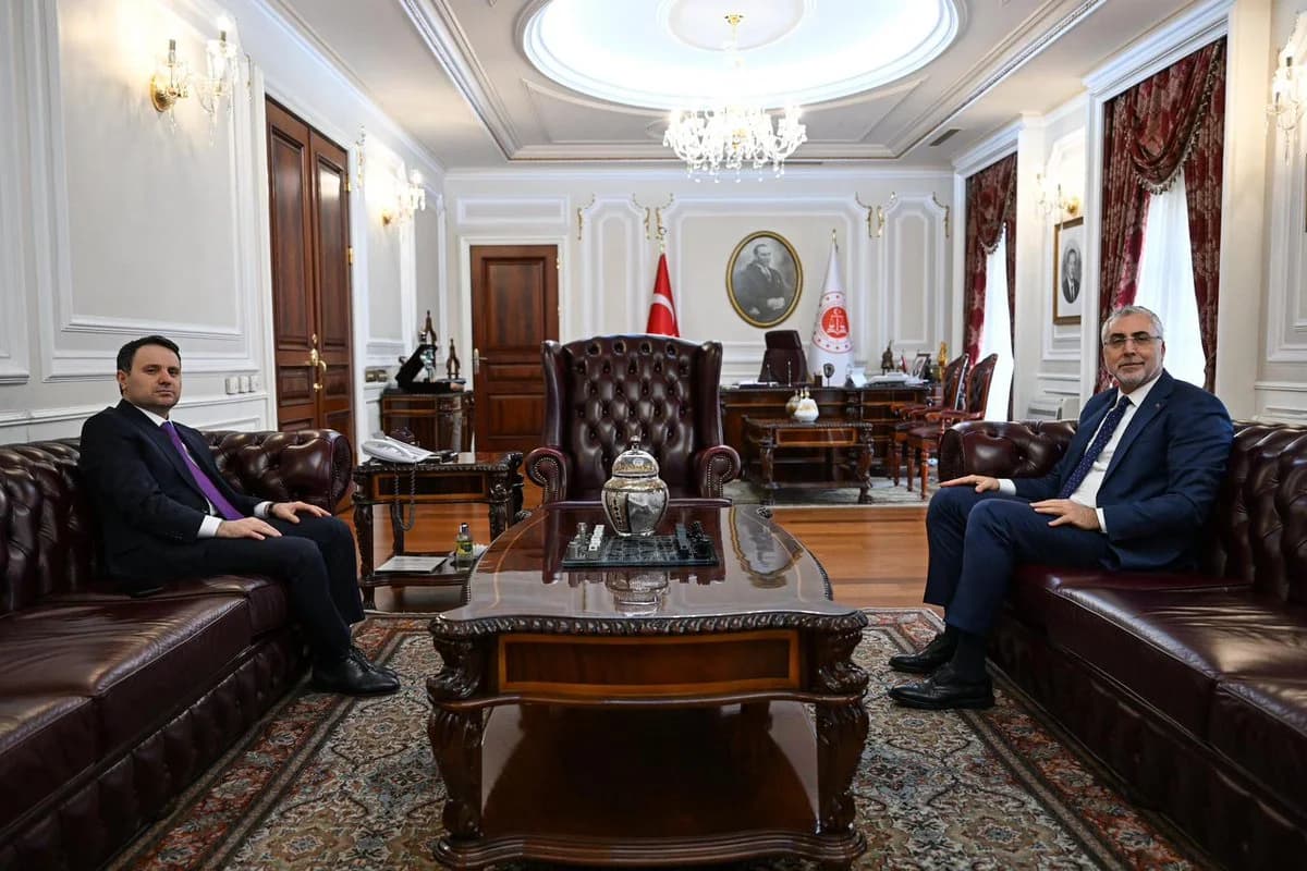 Adalet Bakanı Akın Gürlek ve Çalışma Bakanı Vedat Işıkhan Görüşme Gerçekleştirdi