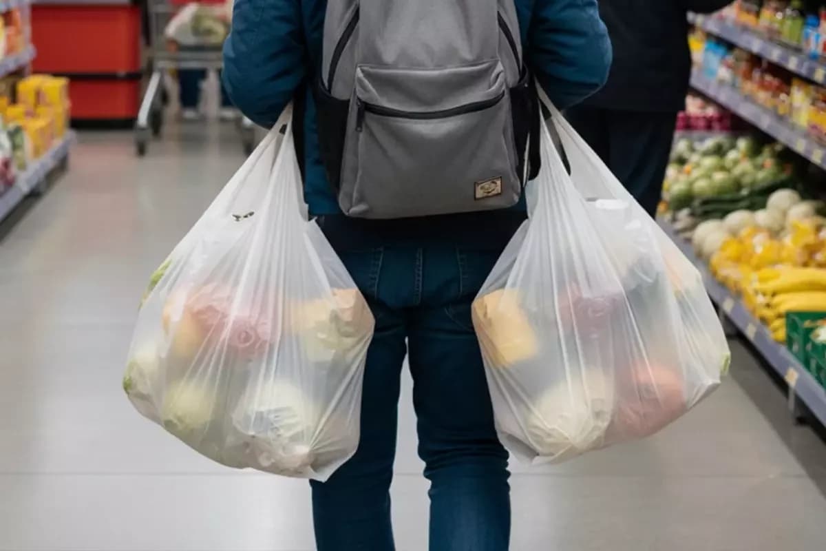 Plastik Poşette Yeni Dönem: Ücret 1 Liraya Yükseliyor
