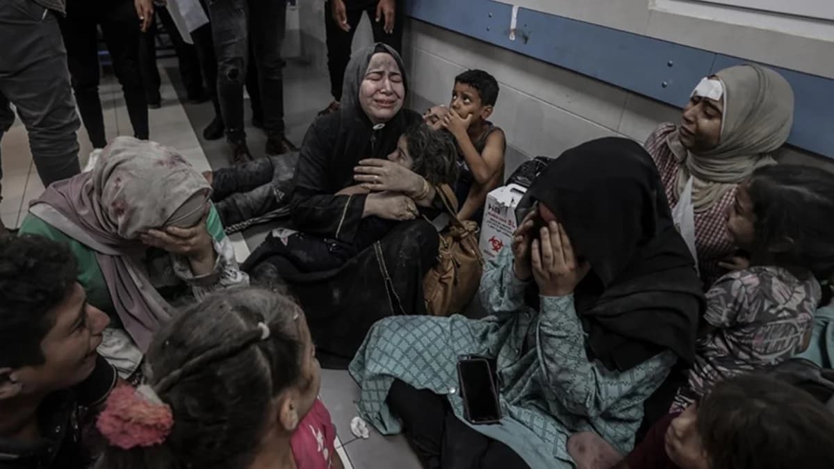 Gazze’de Sağlık Krizi: Bir Kuvözde Dört Bebek!