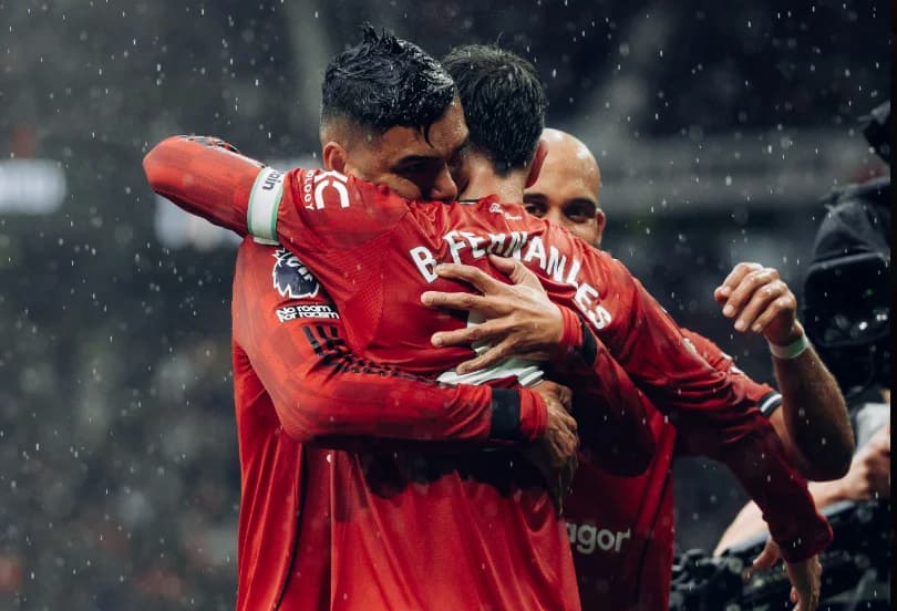 Manchester United, Kırmızı Kartlar ve Gollerin Gecesinde Chelsea’yi Devirdi