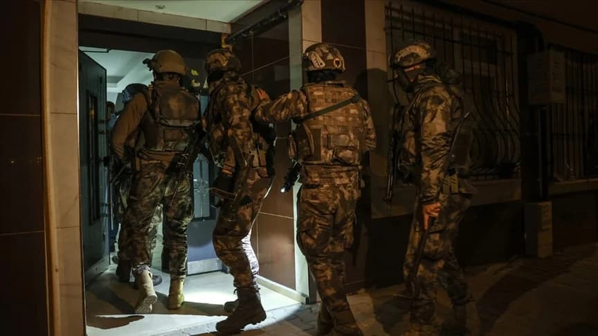 İstanbul merkezli yapılan operasyonda 29 DEAŞ şüphelisi yakalandı