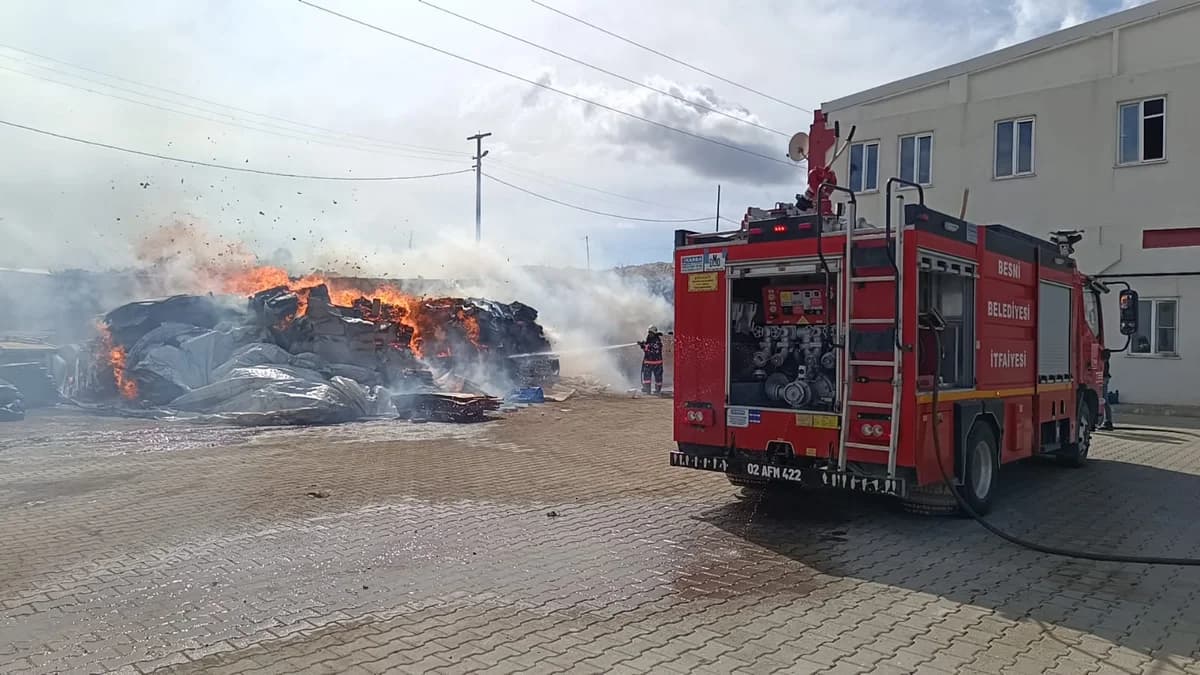 Adıyaman’da Tütün Üretim Tesislerinde Yangın Çıktı