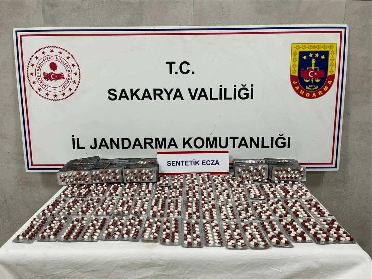 Sakarya’da ‘torbacı’ operasyonu; 3 tutuklama