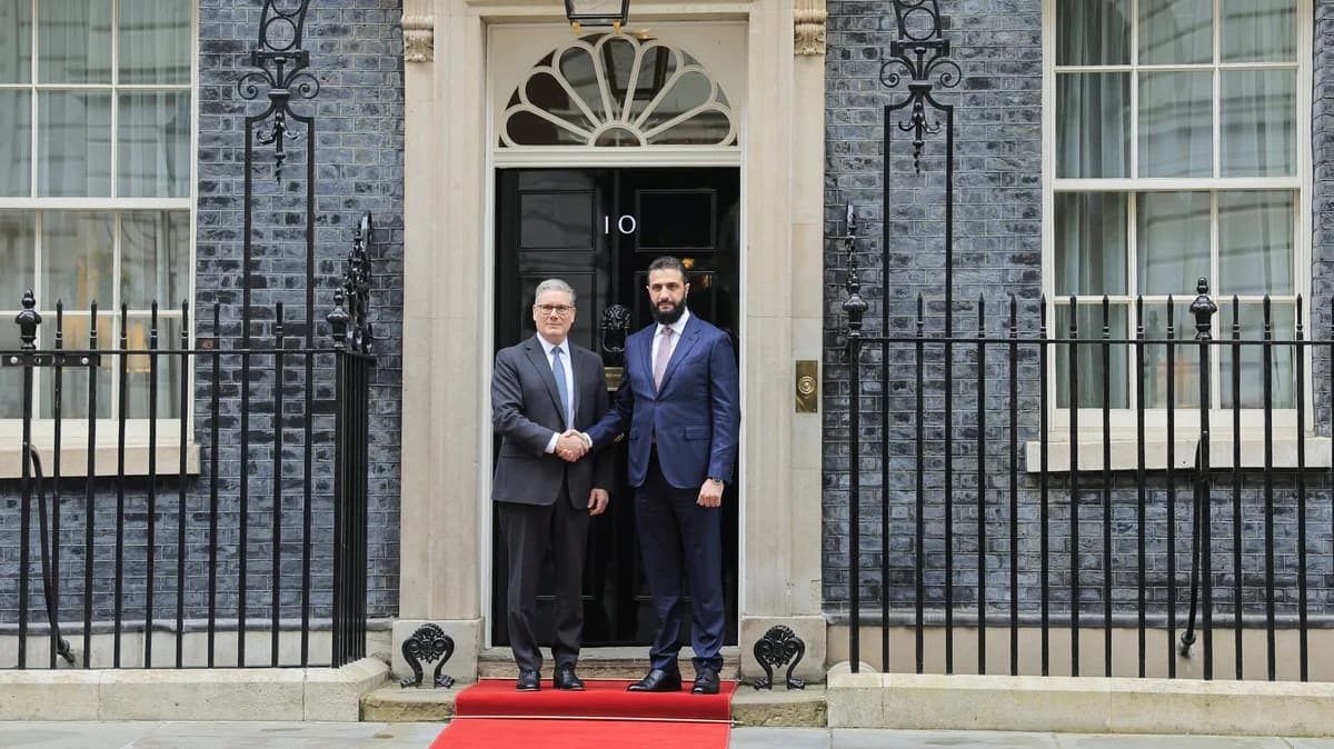 Suriye Cumhurbaşkanı Ahmed Şara, Londra’da Resmi Temaslarda Bulundu