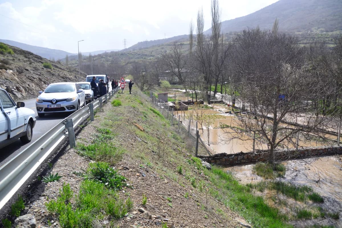 Kayseri’de Sağanak Yağış Sonrası Sel Alarmı