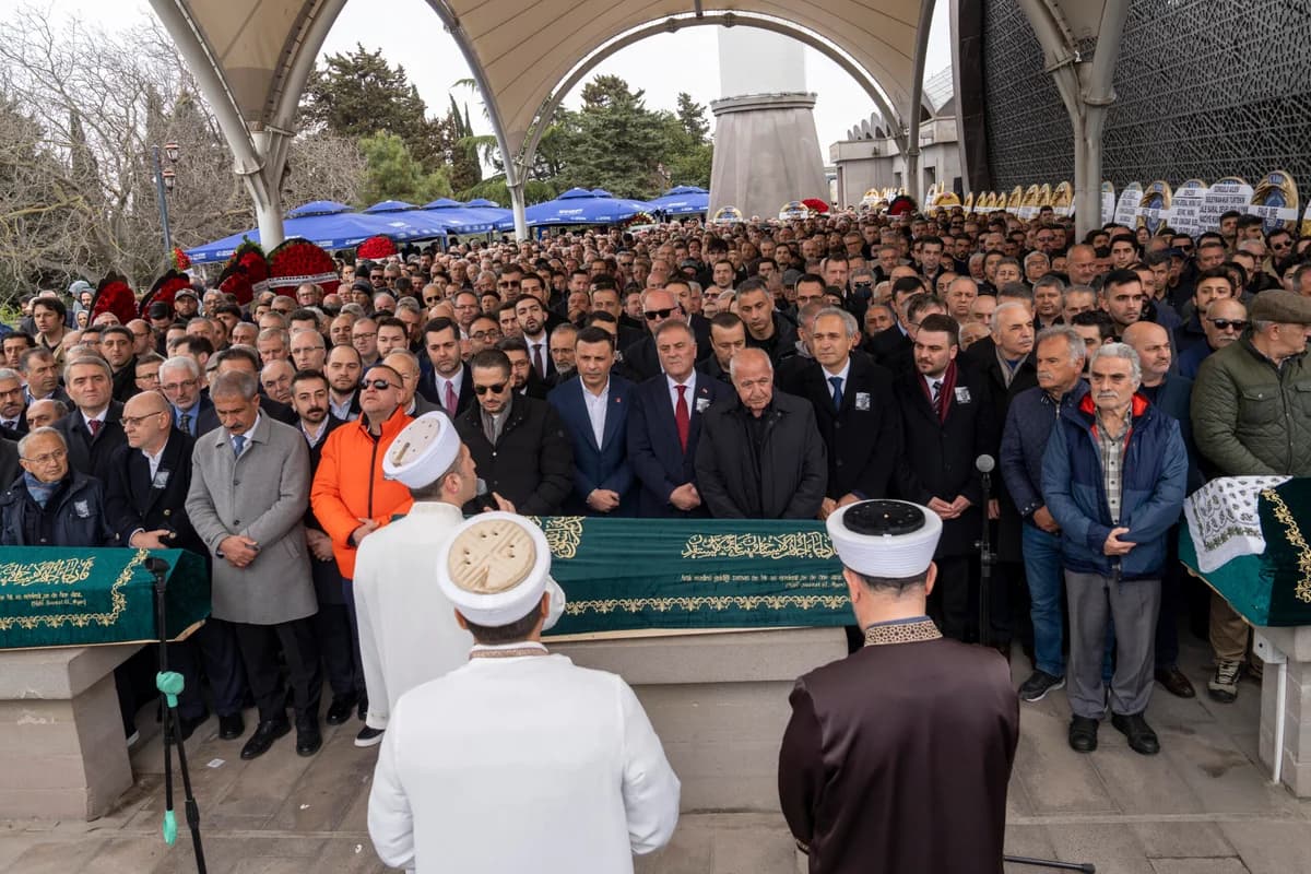 Üsküdar Belediye Başkanı Sinem Dedetaş’ın Babası İbrahim Serhan Son Yolculuğuna Uğurlandı