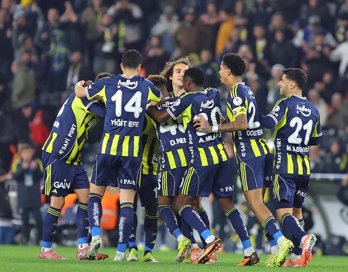 Fenerbahçe, Beşiktaş Derbisinde Galibiyet Peşinde