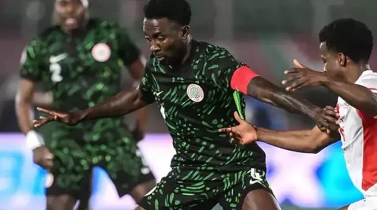 Wilfried Ndidi’nin uyluk adalesinde gerilme ve kanama tespit edildi