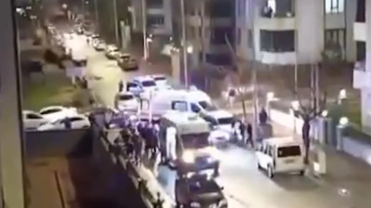 Şanlıurfa’da Sokak Ortasında Kanlı Olay: İntihar ve Yaralama