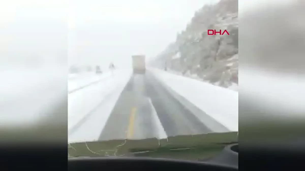 Antalya-Konya Yolunda Kar Yağışı Etkili Oluyor