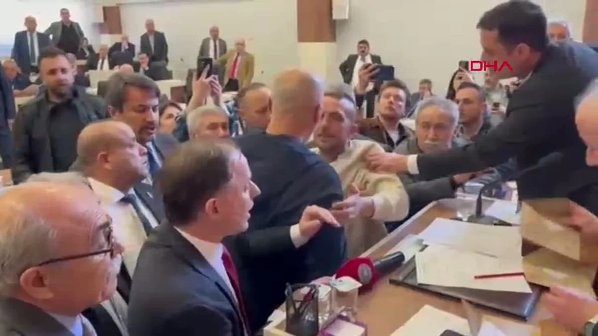 Zonguldak İl Genel Meclisi’nde Başkanlık Seçimi Gergin Geçti